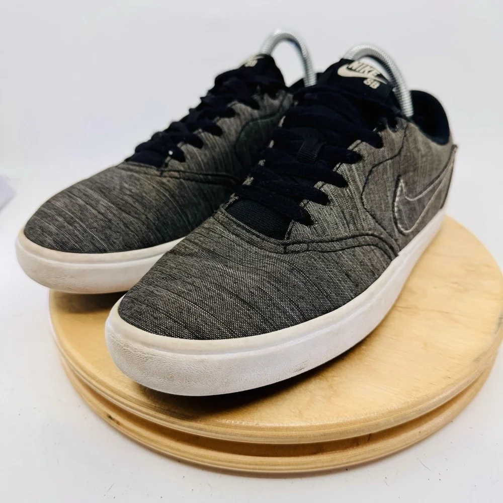 Nike SB Check Solarsoft Gray Black Skate Shoes 843896-004 Men's Size 7.5